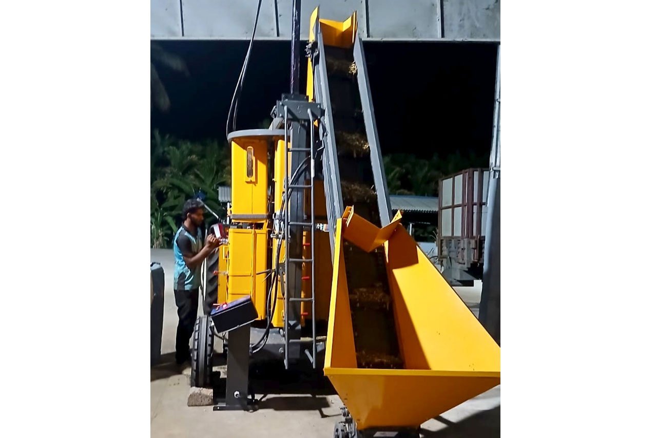Silage Making Machine